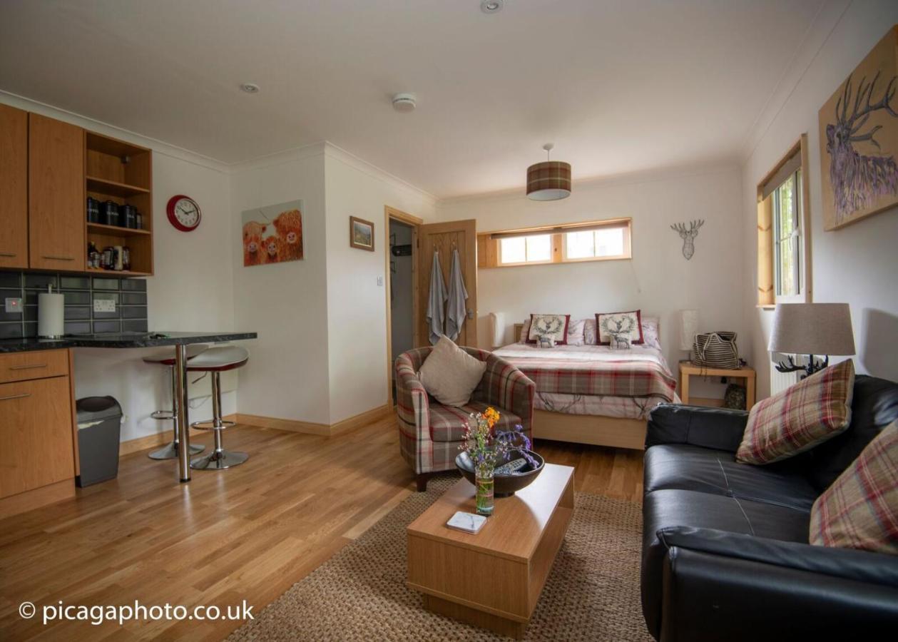 Loch Ness Studio Blairbeg Apartment ดรัมนาดรอคิท ภายนอก รูปภาพ